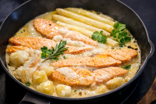Lachs mit Spargel und Kartoffeln